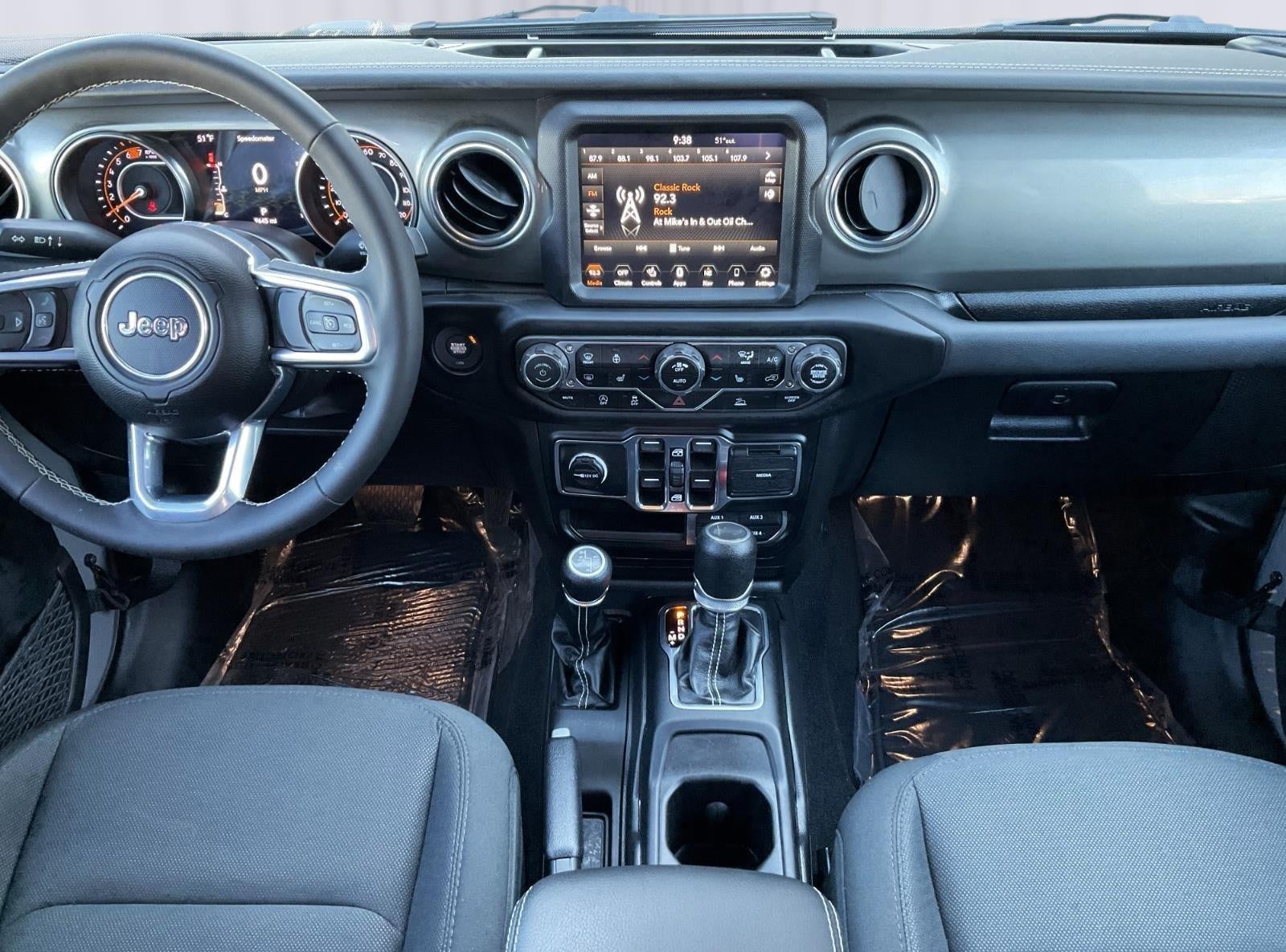 2023 Jeep Wrangler 4-Door Sahara 4x4