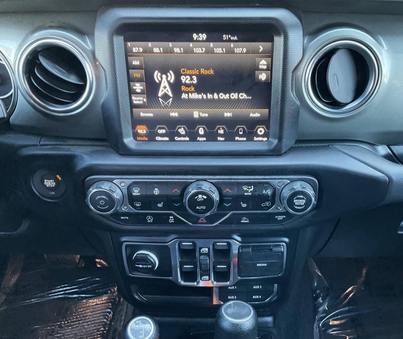 2023 Jeep Wrangler 4-Door Sahara 4x4