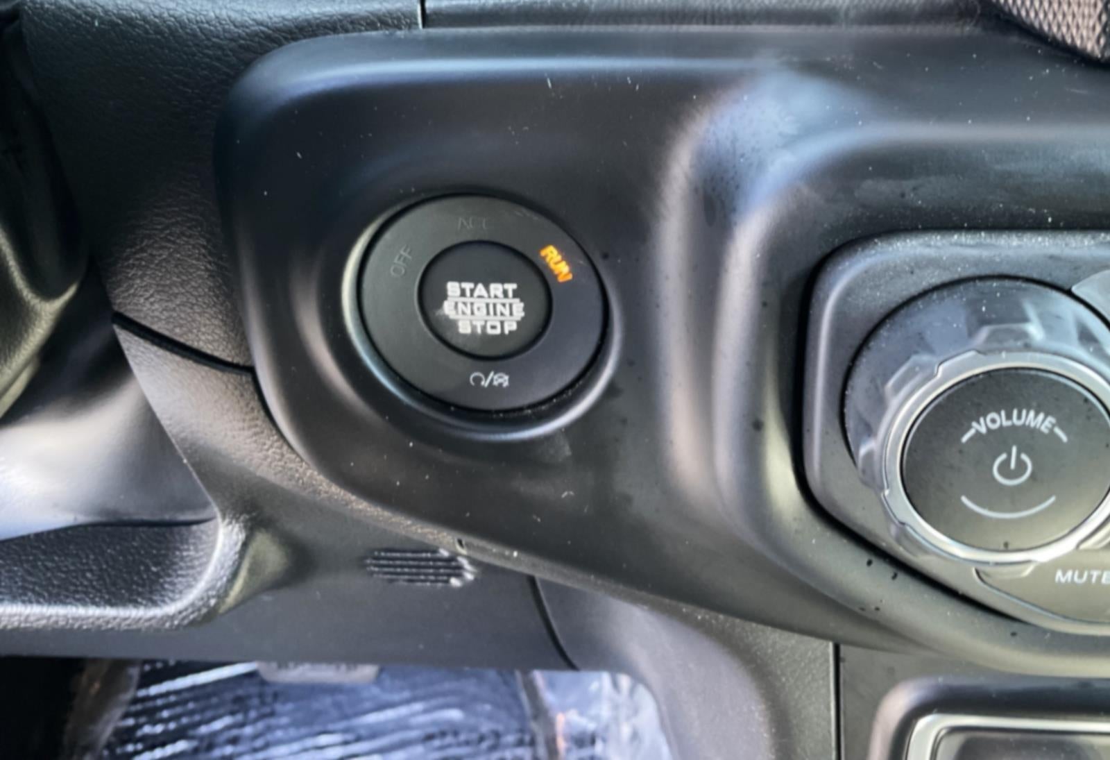 2023 Jeep Wrangler 4-Door Sahara 4x4