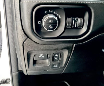 2019 RAM 1500 Limited Crew Cab 4x4 5'7" Box