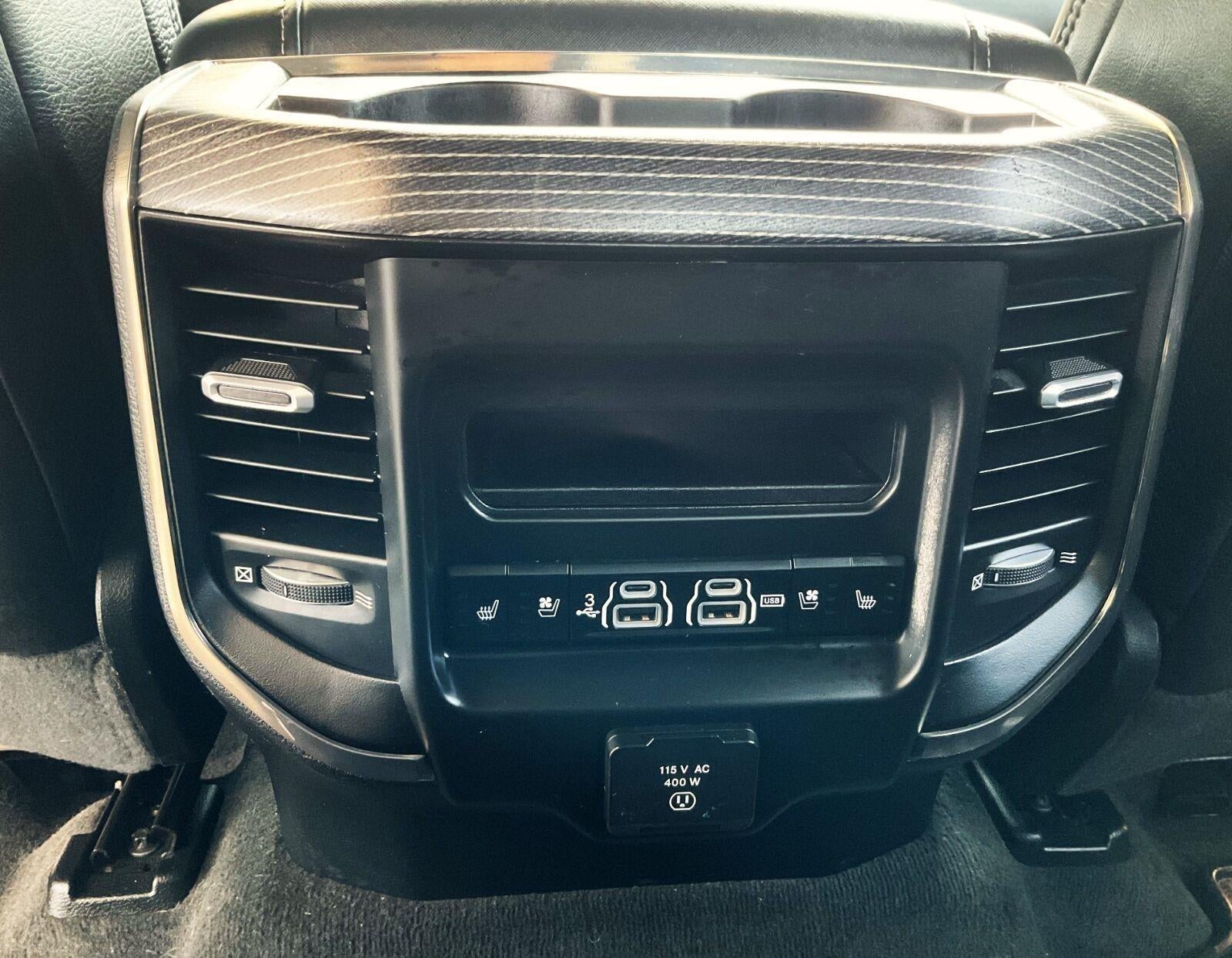 2019 RAM 1500 Limited Crew Cab 4x4 5'7" Box