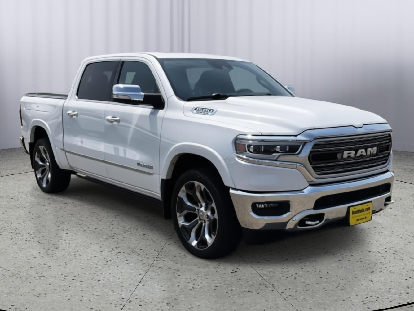 2019 RAM 1500 Limited Crew Cab 4x4 5'7" Box