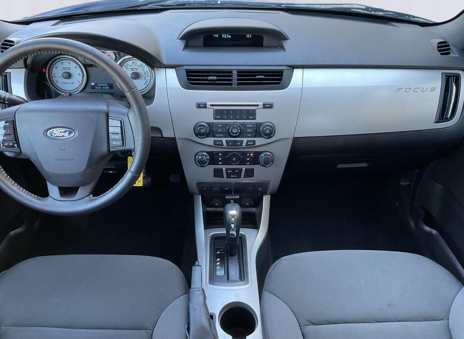 2009 Ford Focus SES