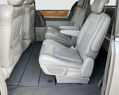 2008 Chrysler Town & Country Limited