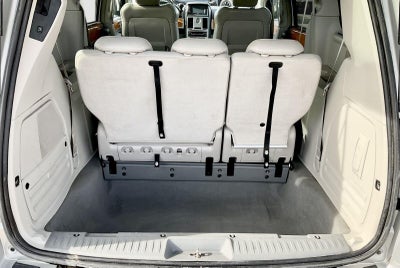 2008 Chrysler Town & Country Limited