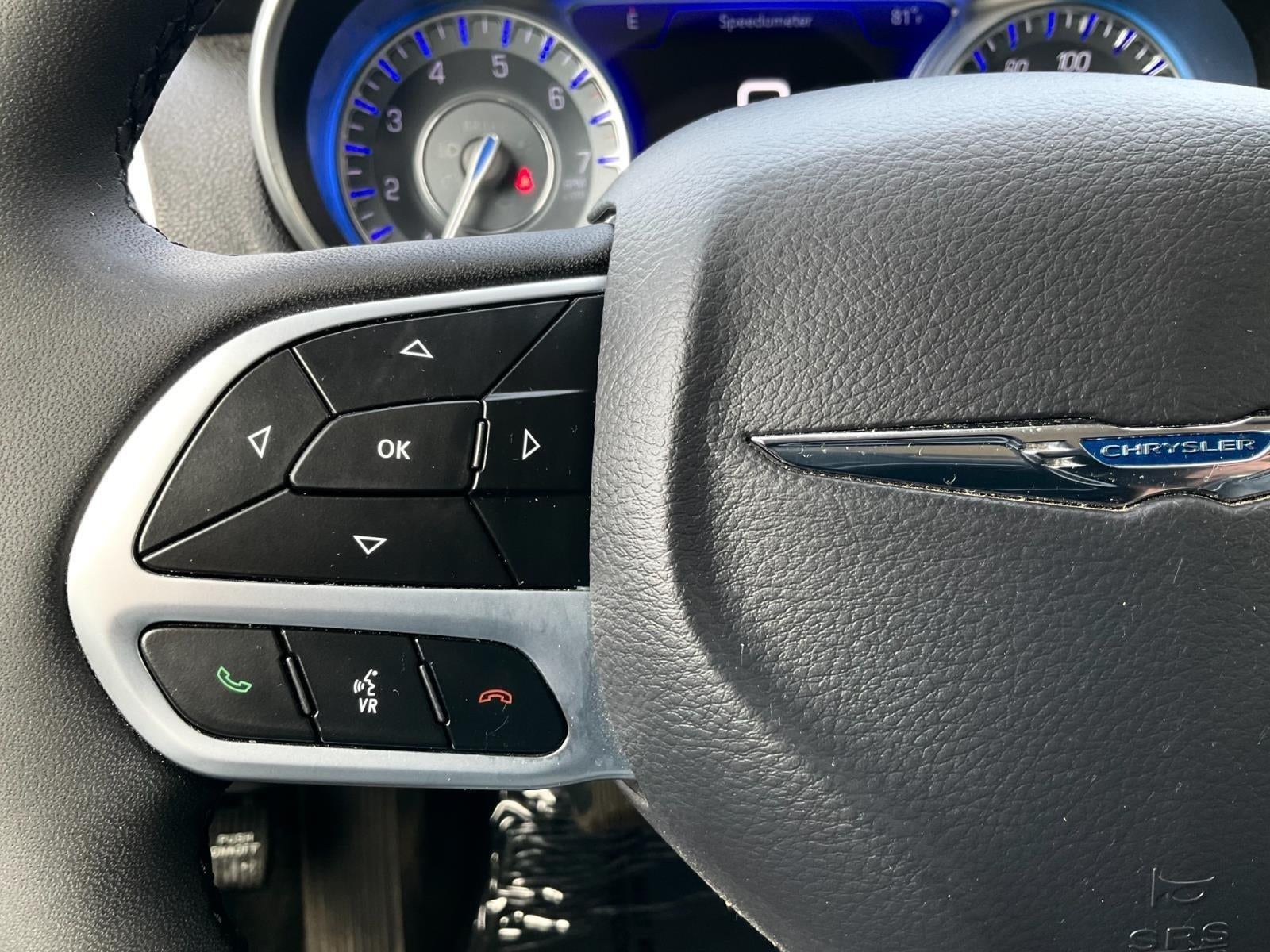 2023 Chrysler 300 Touring L AWD