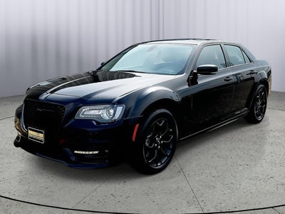 2023 Chrysler 300 Touring L AWD