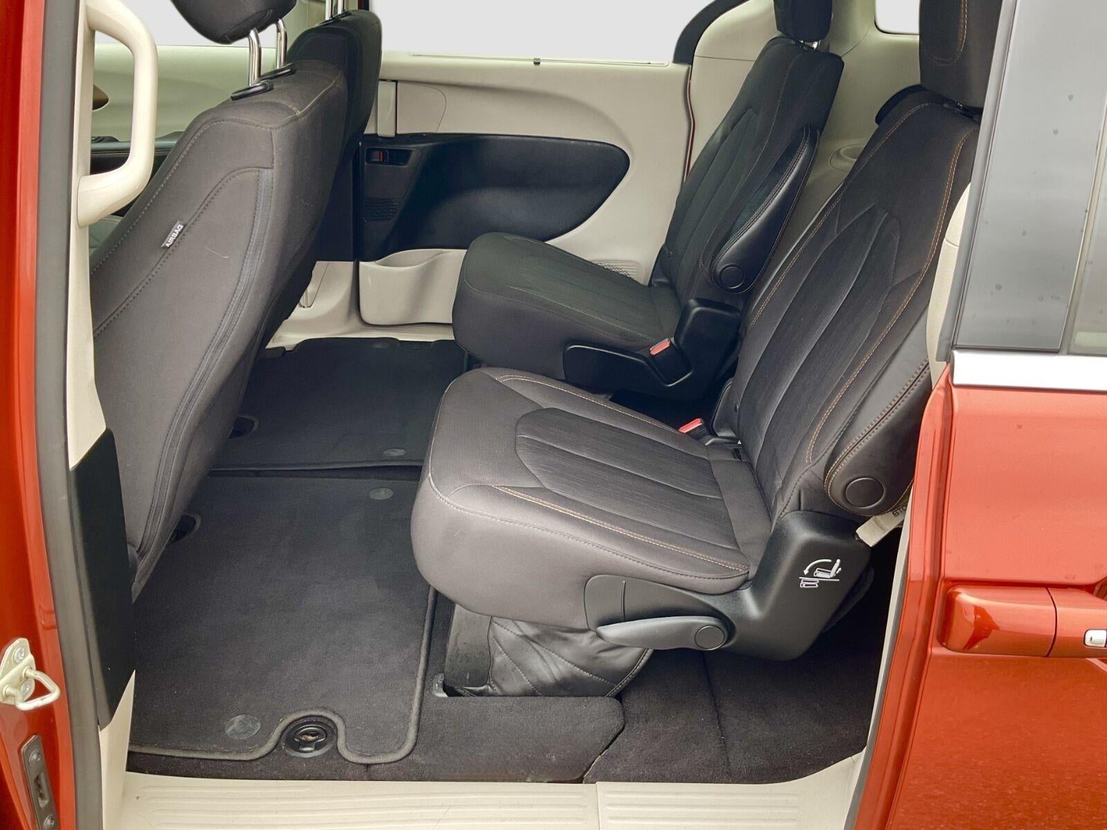 2018 Chrysler Pacifica Touring Plus