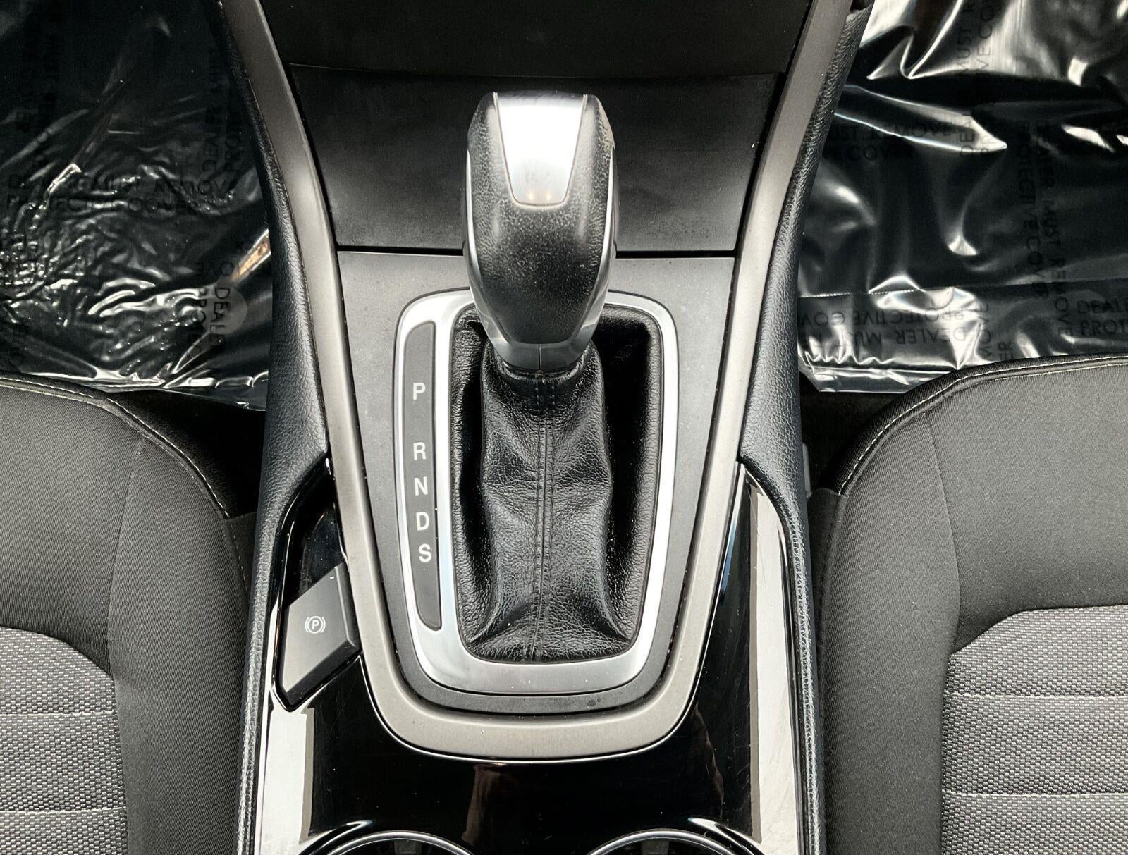 2018 Ford Edge SE