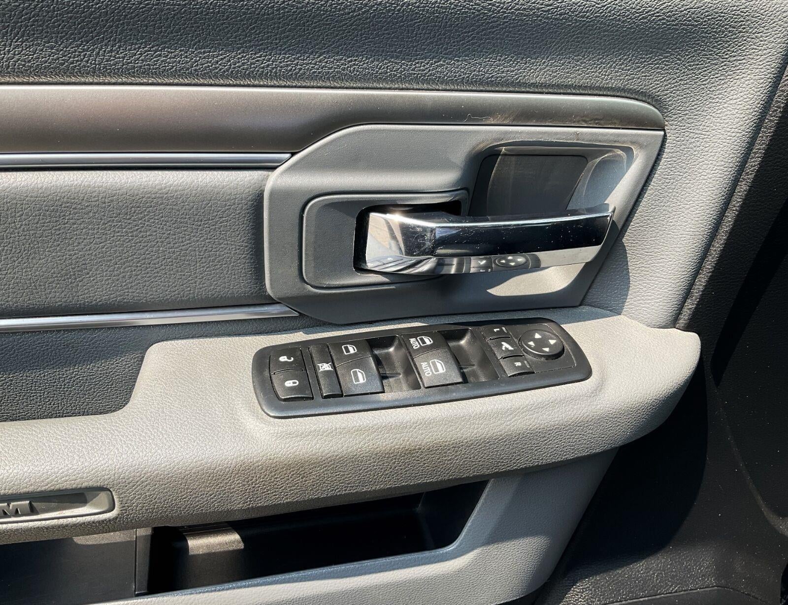 2017 RAM 1500 Big Horn