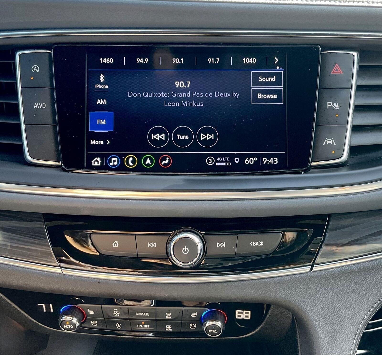 2023 Buick Enclave Premium