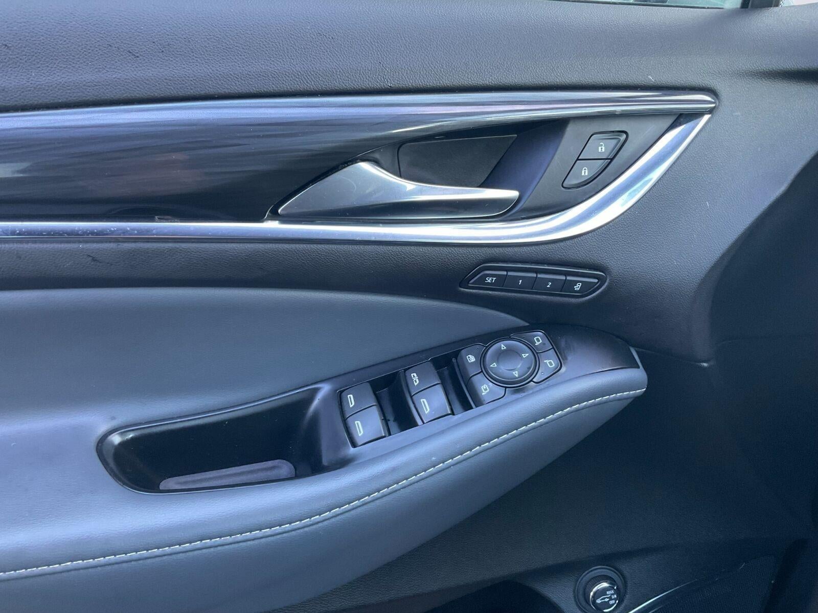 2023 Buick Enclave Premium