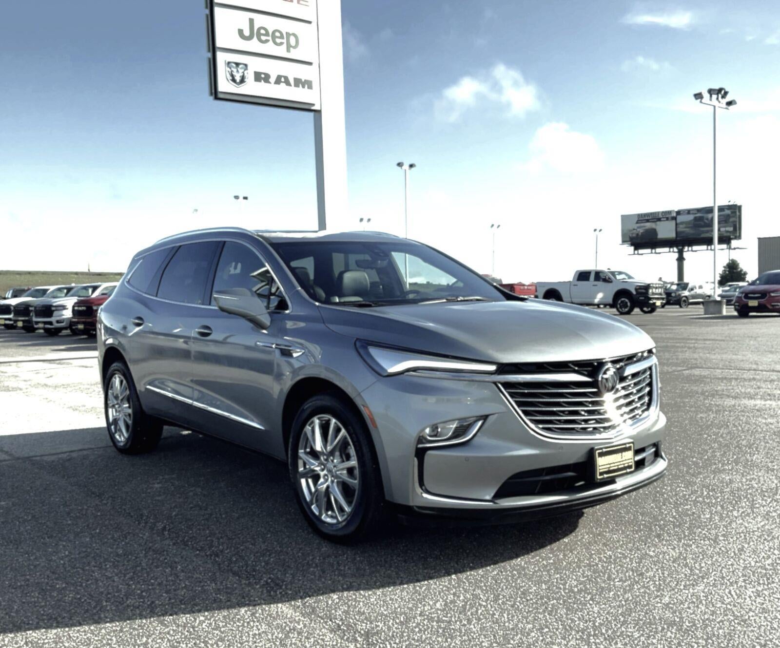 2023 Buick Enclave Premium